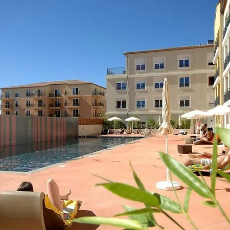 067 - T2, Golf, Piscine, Clim, Parking Apartment *