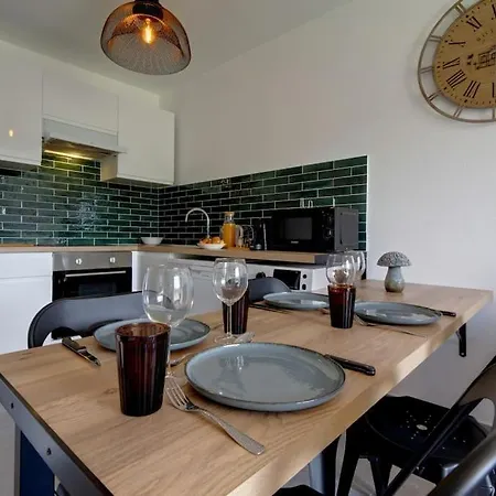 067 - T2, Golf, Piscine, Clim, Parking Apartment *