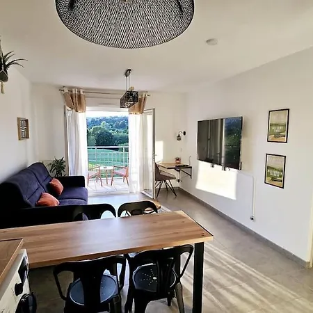 067 - T2, Golf, Piscine, Clim, Parking * Juvignac