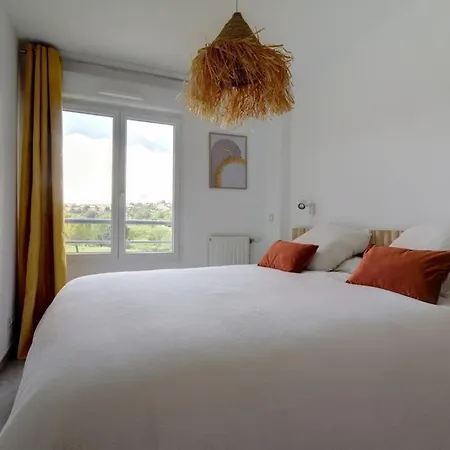 067 - T2, Golf, Piscine, Clim, Parking Apartment